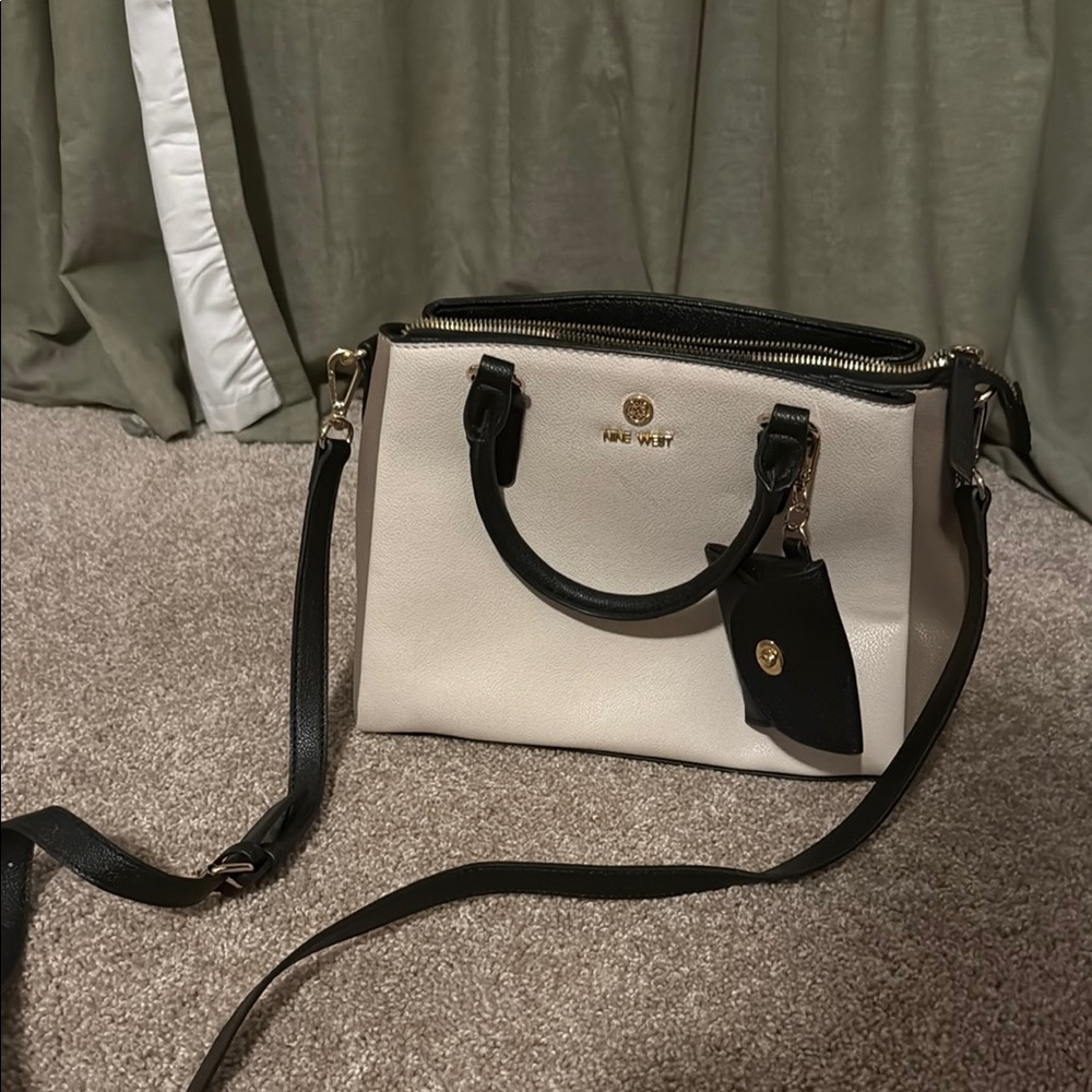 nine west purse